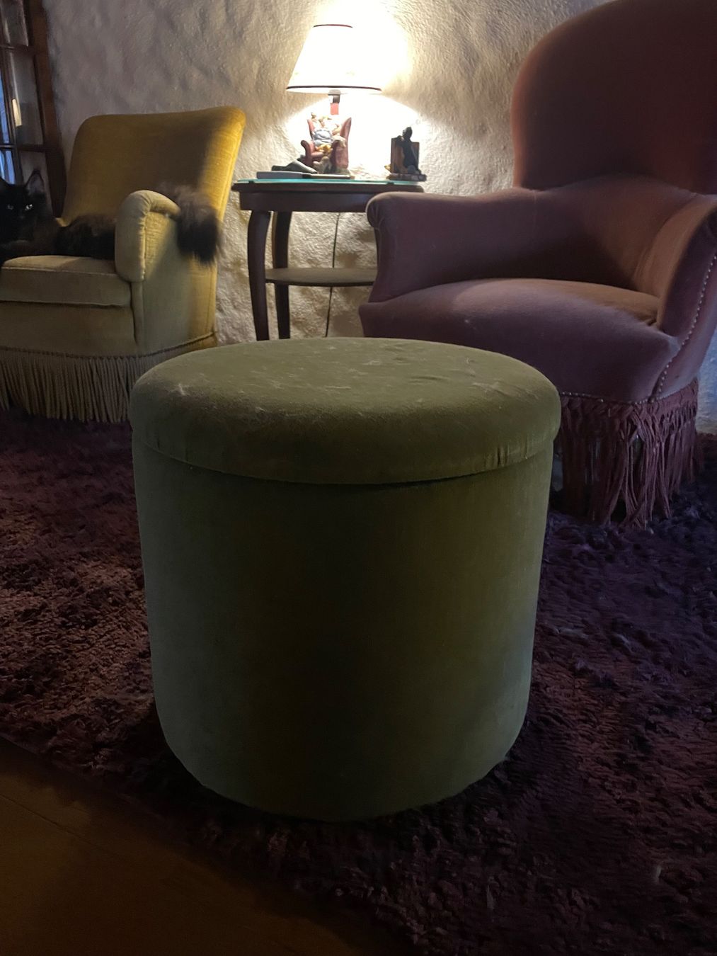 Tabourets: Runder Hocker, Olivgrün, Samt, gut erhalten – D'occasion à Berg am Irchel par fab_w9rk 1
