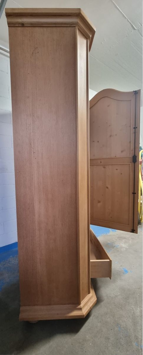 Armadi: Schrank aus Holz – Usato da Lupfig venduto da aly_ssv2 1