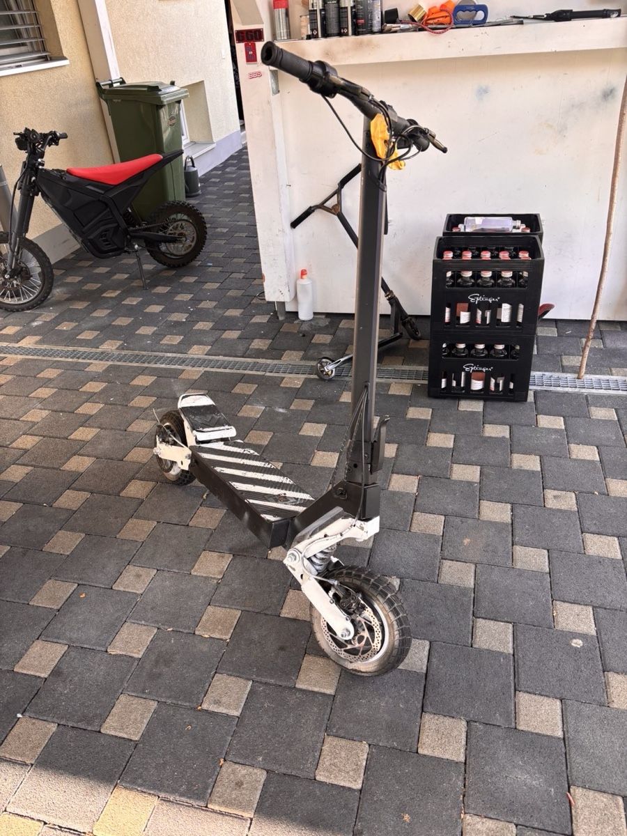 Scooter: E scooter  – Usato da Gelterkinden venduto da Jasmina2009 4