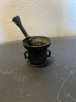 Alter Bronze Mörser mit Stössel – CANNON