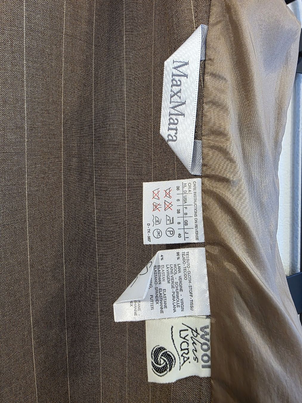 Max Mara Completi, tute sportive e funzionali: Ensemble Max Mara laine rayé marron – Usato da Collonges venduto da 2D_Collector 1