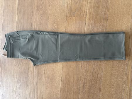 Lululemon ABC Pull-On Pant 6 NWT Olive Green Commute!