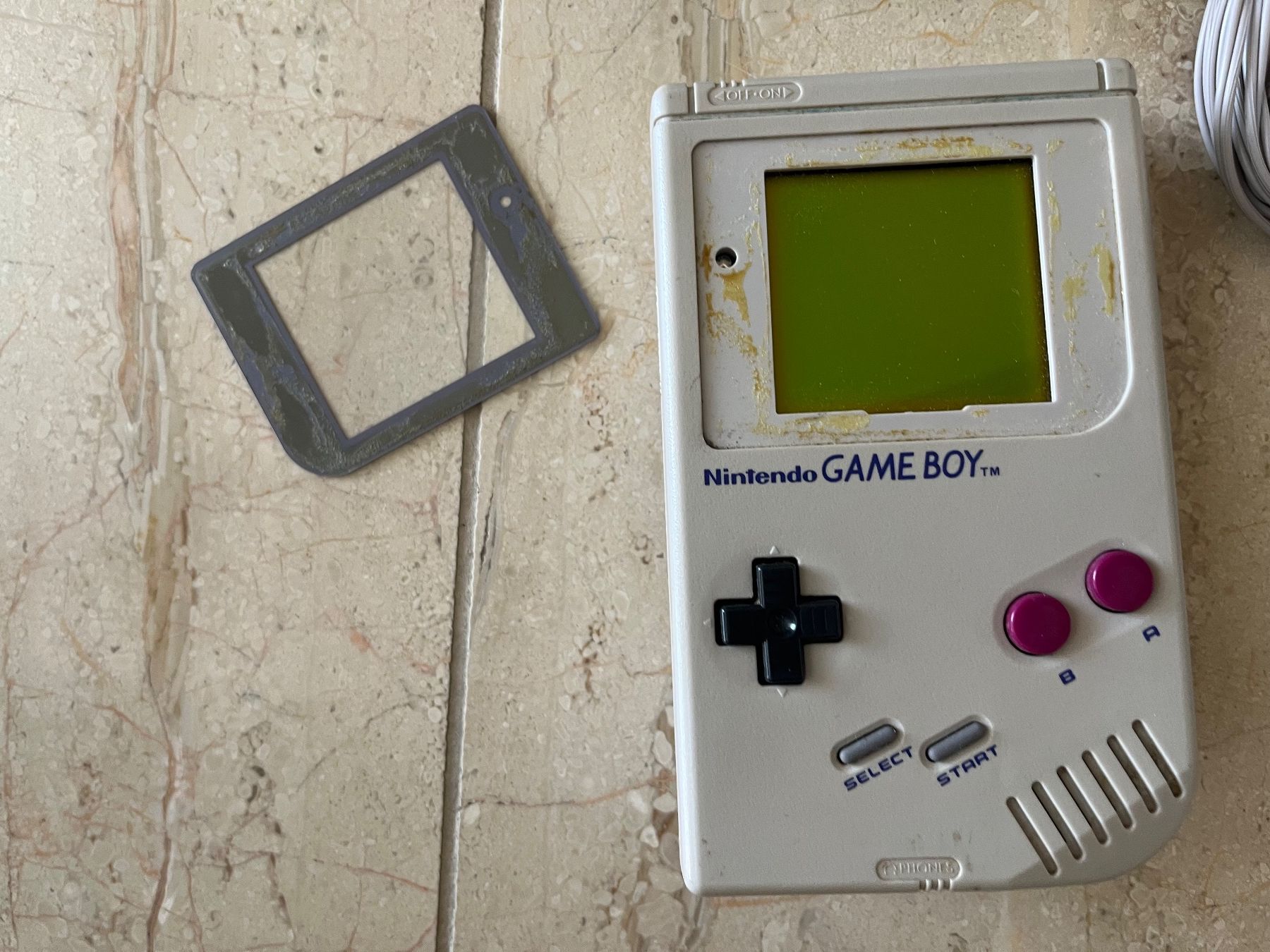 Nintendo Konsolen: Game Boy inkl Luppe – Gebraucht aus Wangen b. Olten von ricochet56 2