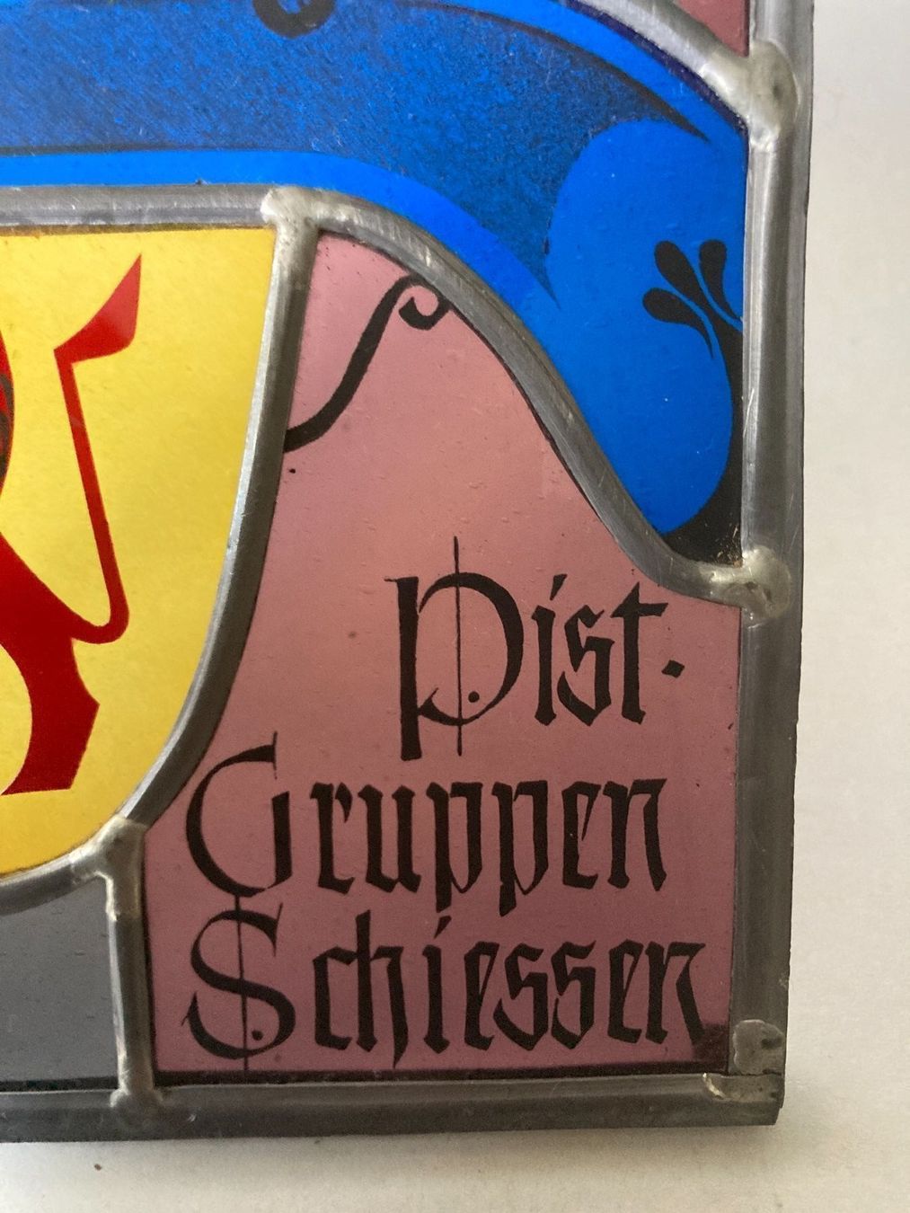 Sonstige Antiquitäten & Kunst: Wappen -  Scheibe Willisau 1967 – Gebraucht aus Zürich von Chaeffeler 2