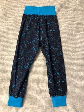 Dinosaurier Pumphose Mitwachshose Gr. 92/98 Neu