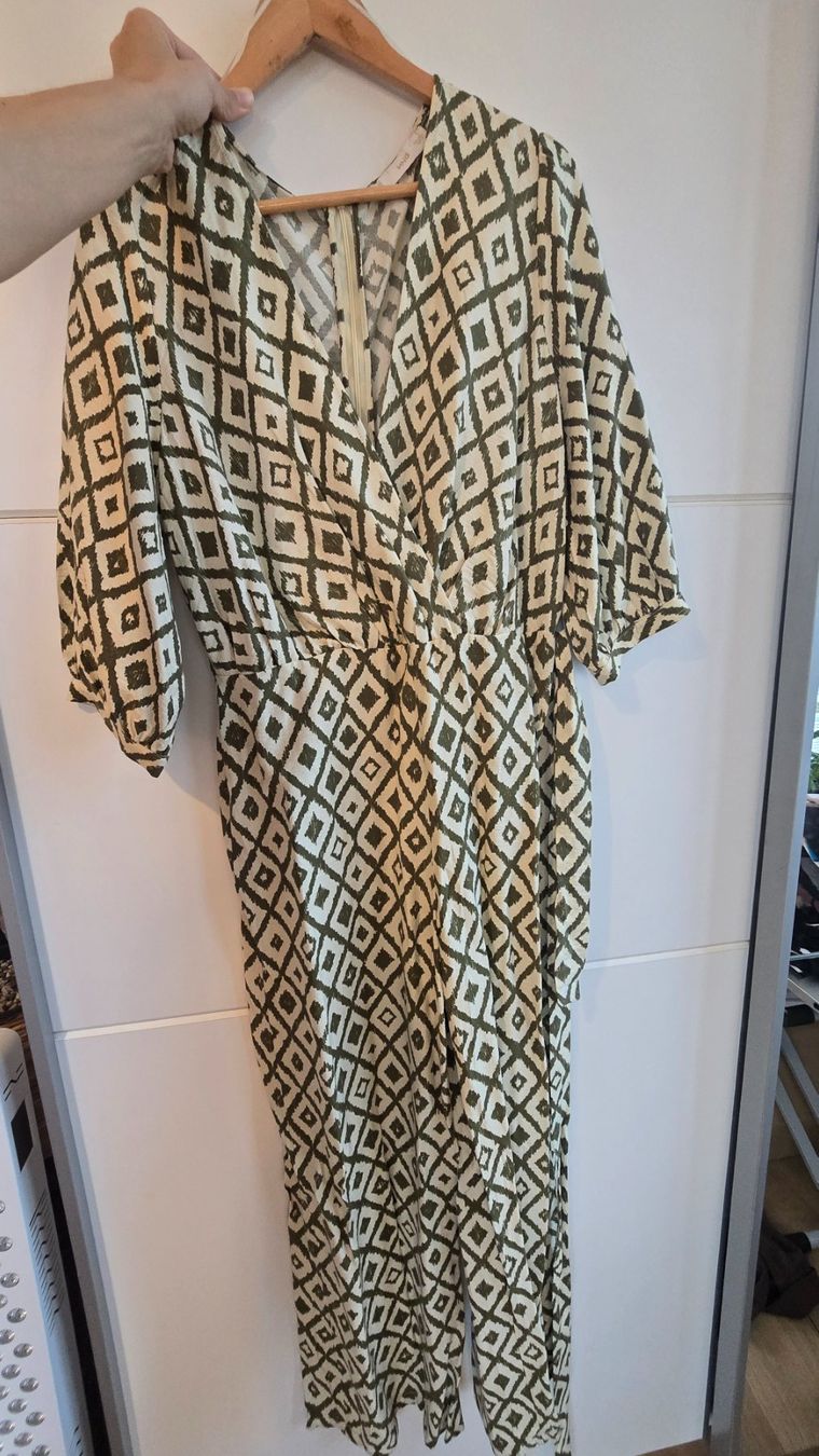 Mango Tute: Langärmliger Jumpsuit von Mango – Usato da Schlieren venduto da sal_y5v2