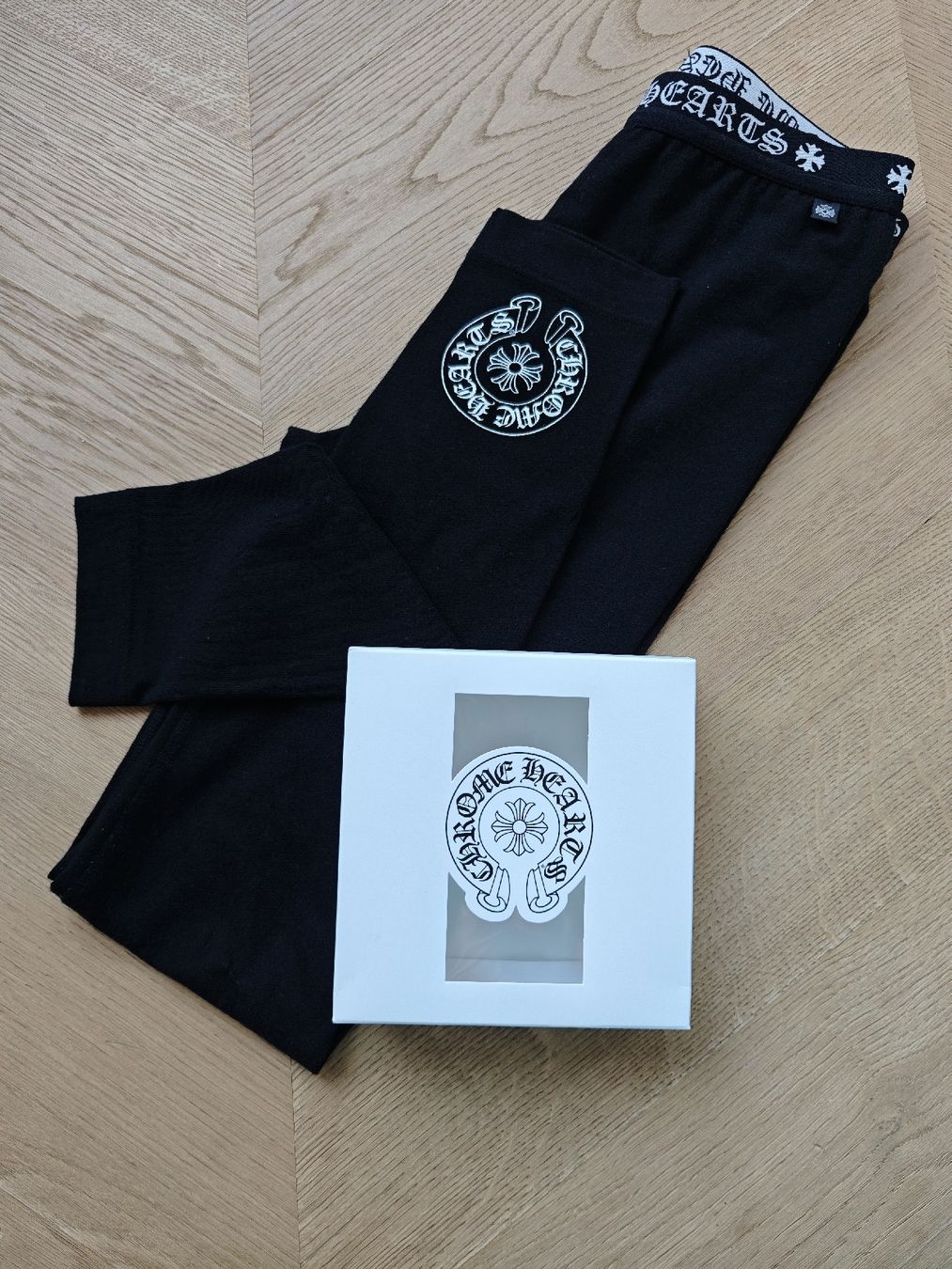 Chrome Hearts Leggings: CHROME HEARTS Leggins – Usato da Erlenbach ZH venduto da nlh