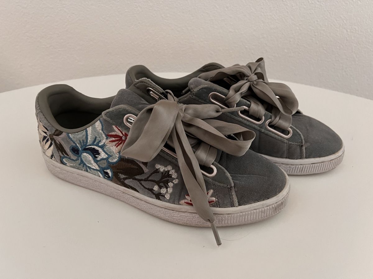 Scarpe da donna: Puma Special Edition Schuh – Nuovo (secondo la descrizione) da Stettlen venduto da Sophia.72