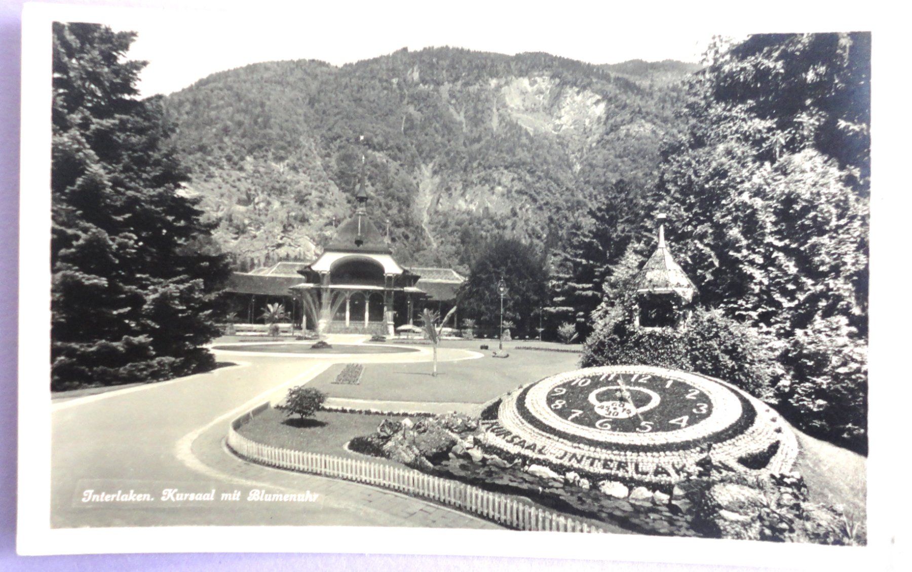 Cartoline postali: Interlaken, Kursaal mit Blumenuhr – Usato da Fétigny venduto da Billy2miny