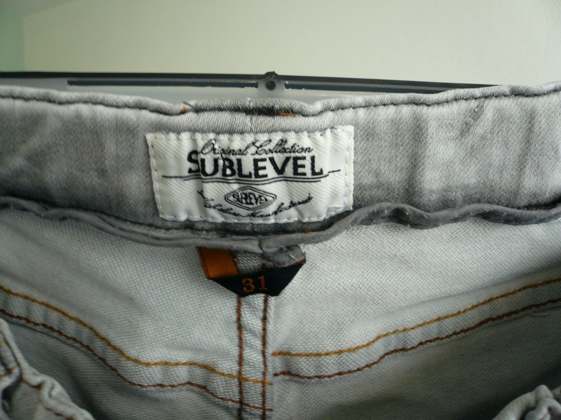 Jeans: Lässige Sublevel Denim Shorts, hellgrau, neuwertig – Usato da Sirnach venduto da primo.si 3