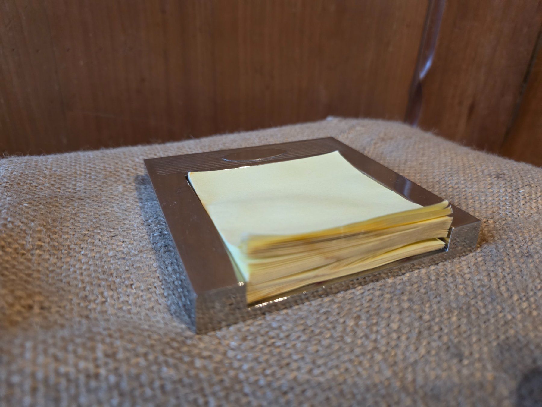 Altri mobili per ufficio: 360 Gramm Metall Post-it Tisch Halter – Usato da Walterswil BE venduto da Lonitti 3