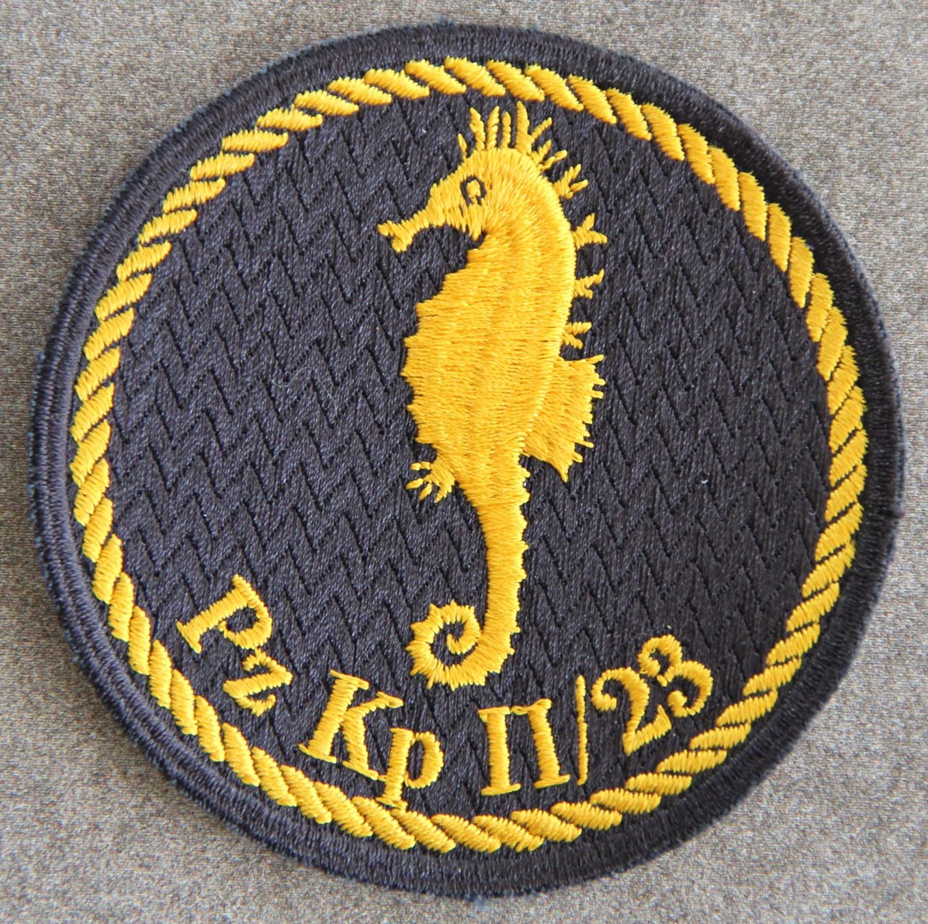 Schweizer Armee Placchette & Badge: Pz Kp II/23, Badge – Usato da Belp venduto da Tomsek