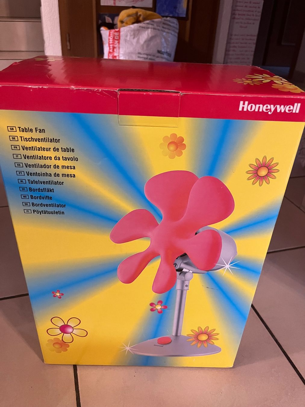 Ventilatoren: Ventilateur de table neuf jamais utilisé – Neu und originalverpackt aus Porrentruy von Madamebovary