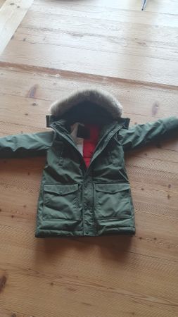 Tommy Hilfiger Winterjacke Khaki Grösse 152