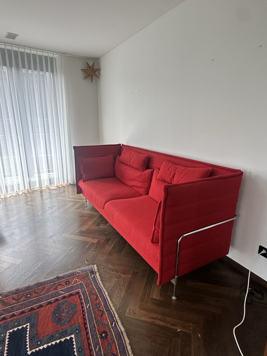 Divani: Rotes Designer Sofa Alcave – Usato da Basel venduto da del_xr2h 1
