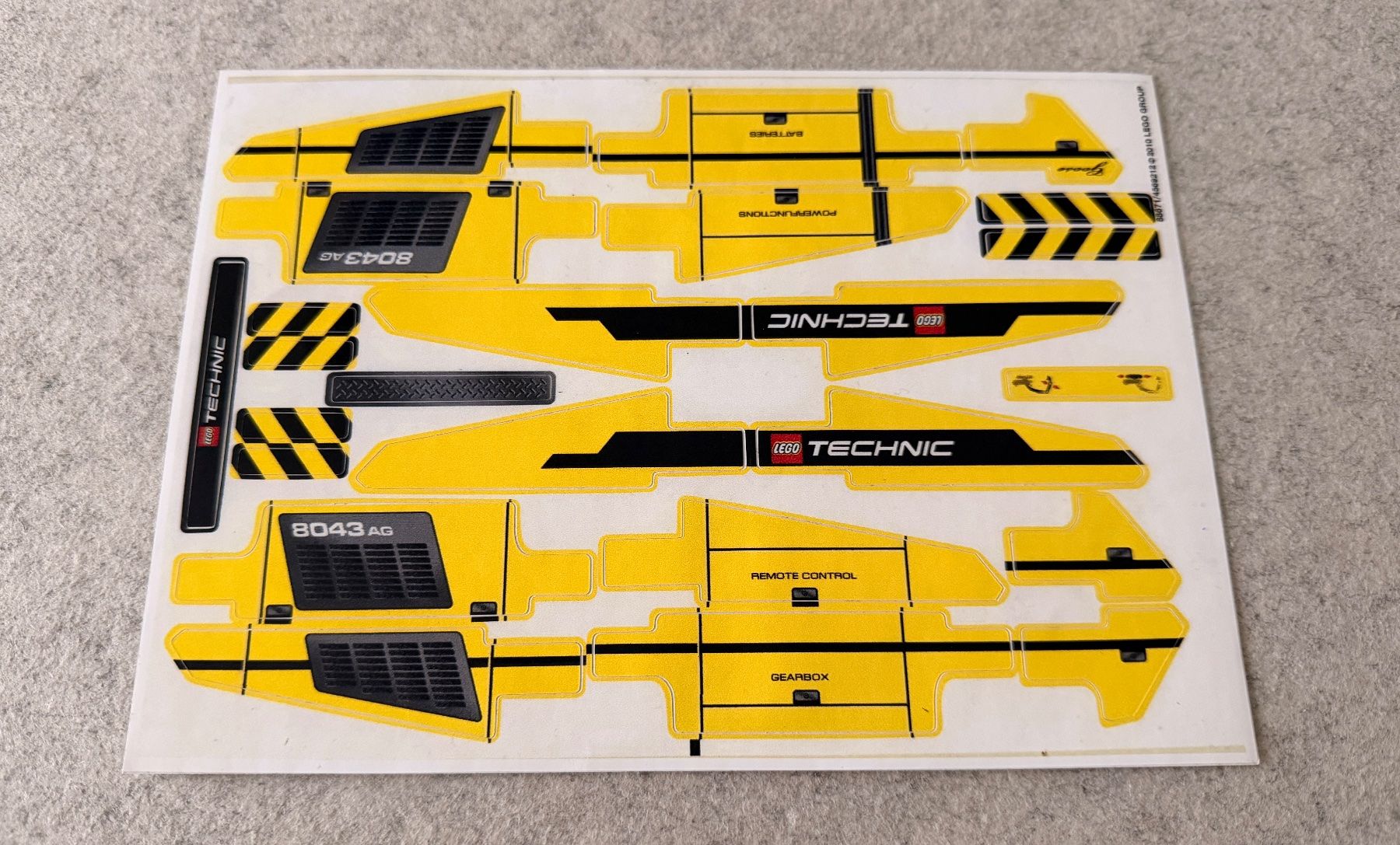 Lego Kit di costruzioni: Lego Technic 8043 - Stickerbogen  NEU – Nuovo e nell'imballaggio originale da Siebnen venduto da Schiller01
