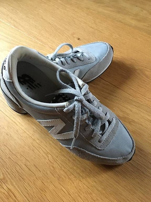 Damenschuhe: New Balance Schuhe  Gr. 36.5 – Gebraucht aus uebeschi von ragusa25