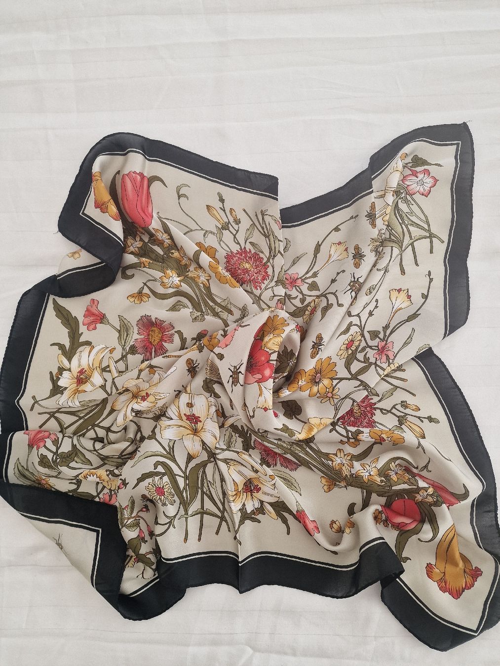 Foulard & Sciarpe: Foulard – Nuovo (secondo la descrizione) da St. Niklausen LU venduto da wishbonerfb 2