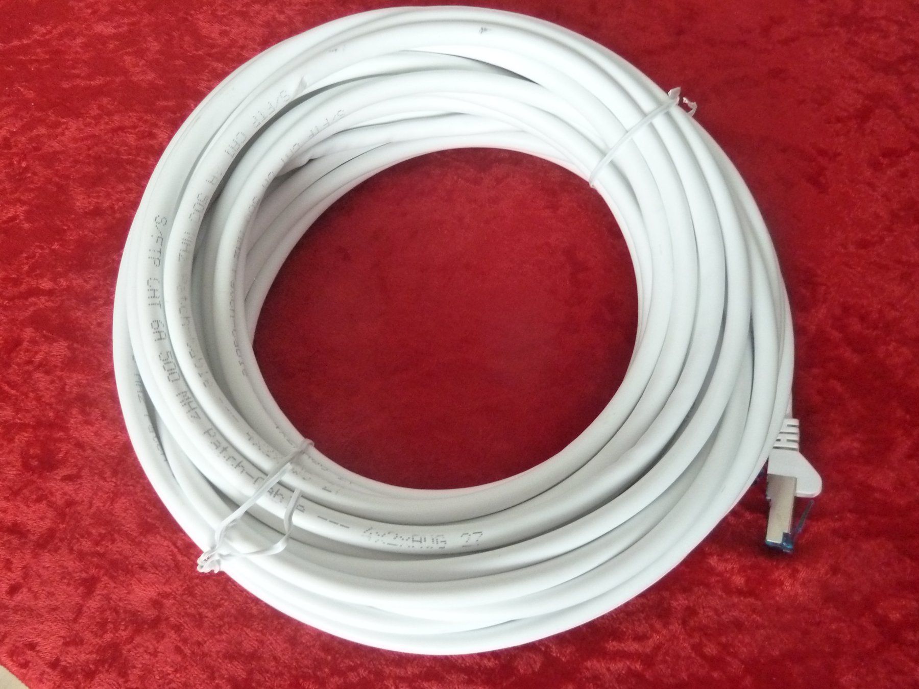 Câbles: Patchkabel  CAT 6A   15m – Neuf (Voir description) à Affoltern am Albis par Sennrtv 3