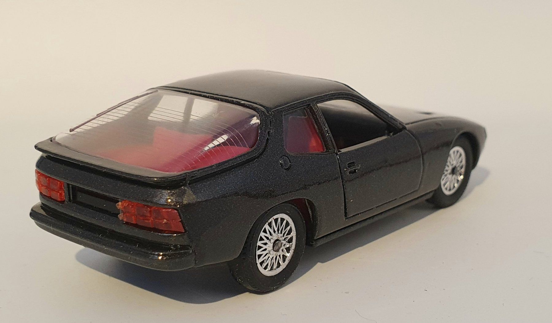 Solido Modellautos: SOLIDO  Porsche 924 Turbo – Gebraucht aus Flawil von RoverVitesse 5