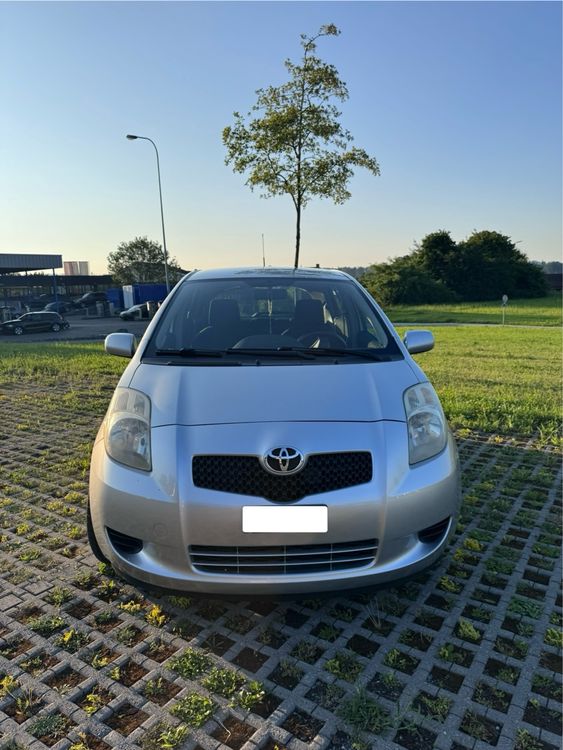 Toyota Automobili: Toyota Yaris 1.3 Automat – Usato da Uzwil venduto da me_luca 1