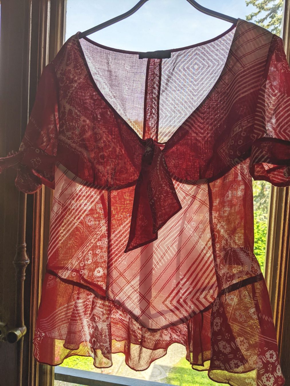 Alexander Mcqueen Blusen: ALEXANDER McQUEEN : Blouse rouge et blanche M – Gebraucht aus Petit-Lancy von lilycerise 7