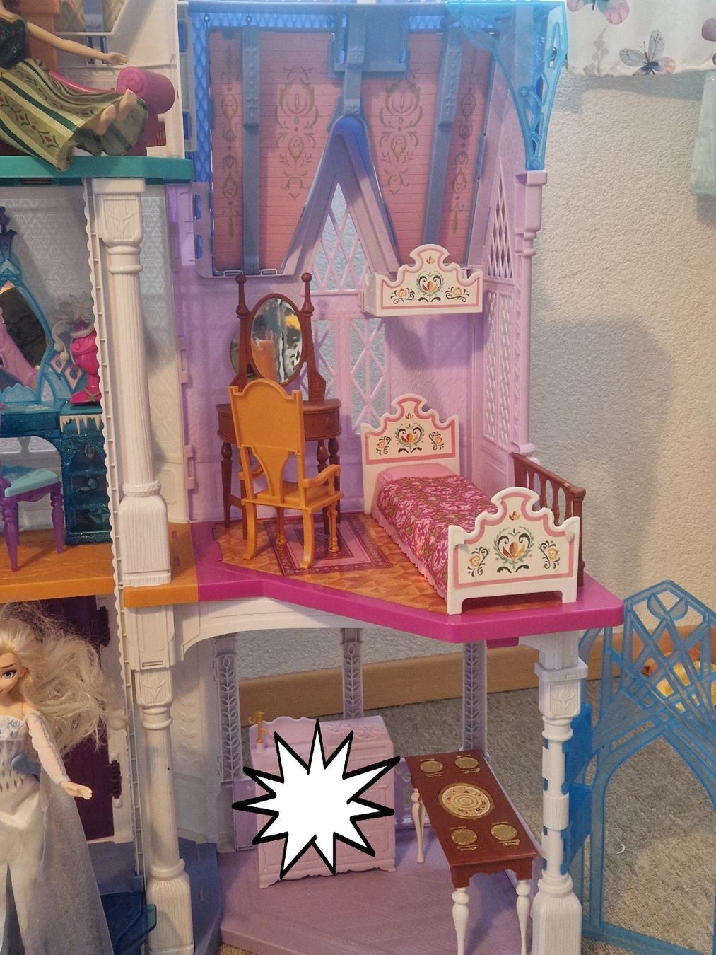 Hasbro Case e mobili per bambole: Schloß Arendel Disney – Usato da Dietlikon venduto da gunner242 4