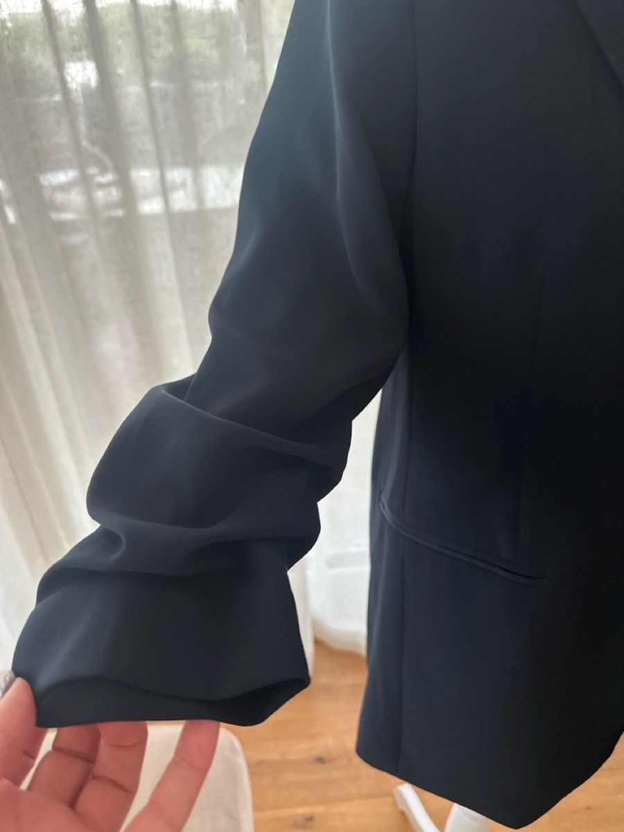 H&M Giacche: Dunkelblauer Blauer – Usato da Lachen SZ venduto da Leeeeniiii17 1