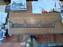 Garderobe mit 4 Haken, Masken-Motiv, Holz, Antiquitäten-Stil