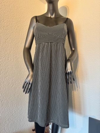 Sommer Kleid Streifen Grösse M Schwarz Weiss guter Zustand