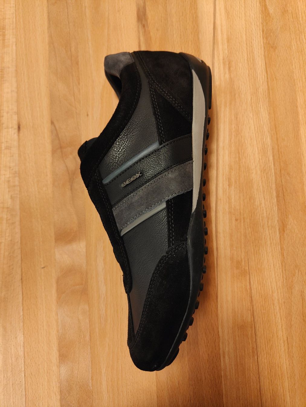 Geox Scarpe da uomo: GEOX U Wells A Schwarz Gr. 44 – Usato da Walliswil b.Wangen venduto da Steigerer2 2