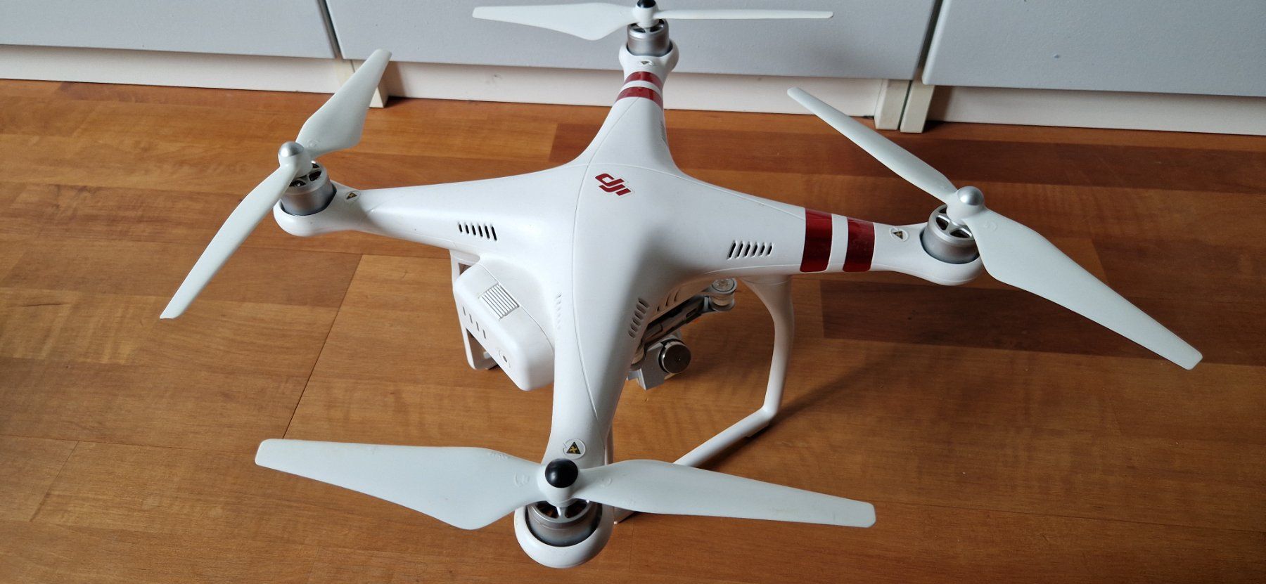 DJI RC Modellbau: DJI Phantom 3 Standard – Defekt aus Effretikon von Freedom2025 2