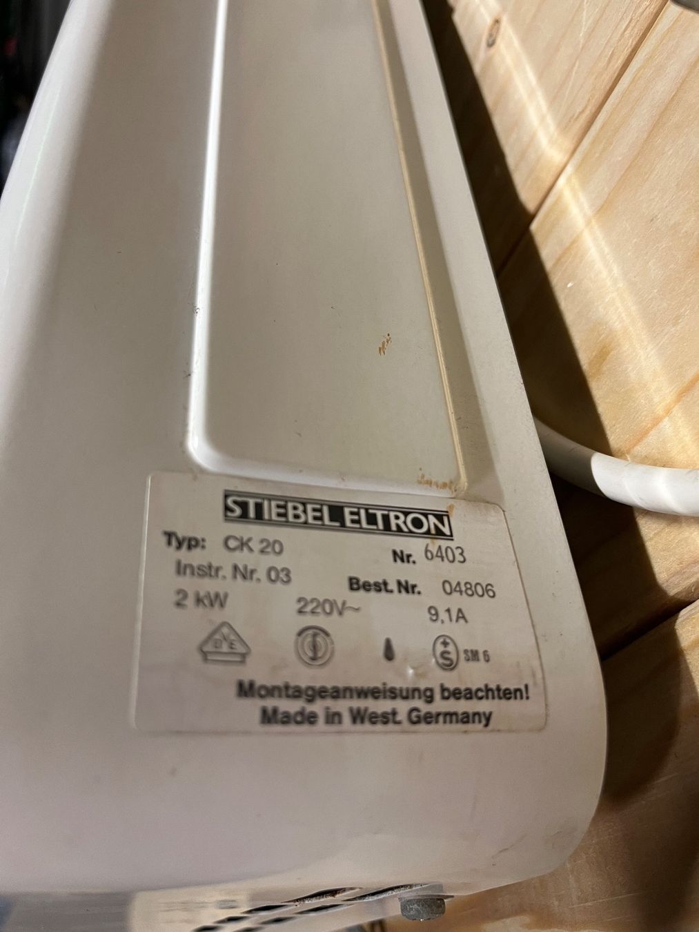Stiebel Eltron Radiatori: Stiebel Eltron Schnellheizer – Usato da Cressier FR venduto da schmidli010 3