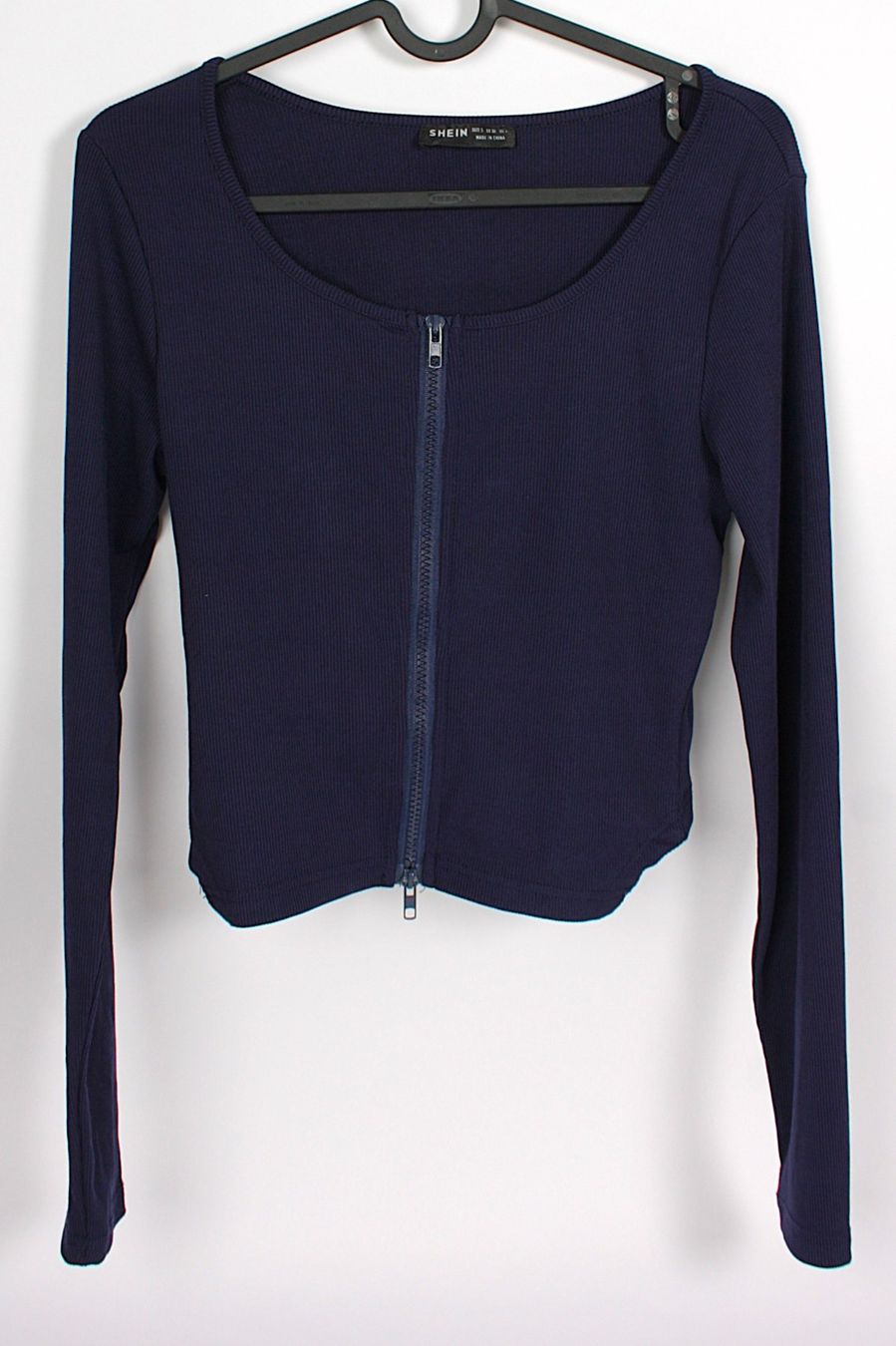 Shein Tops: SHEIN Shirt blau S – D'occasion à Zollikofen par Restwert_Zollikofen