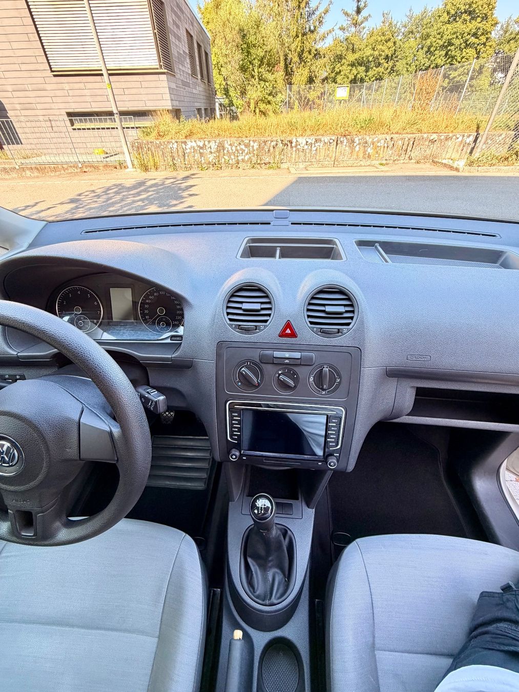 VW Nutzfahrzeuge: VW Caddy 1.2 TSI – Gebraucht aus Lyss von A.Pierri 7