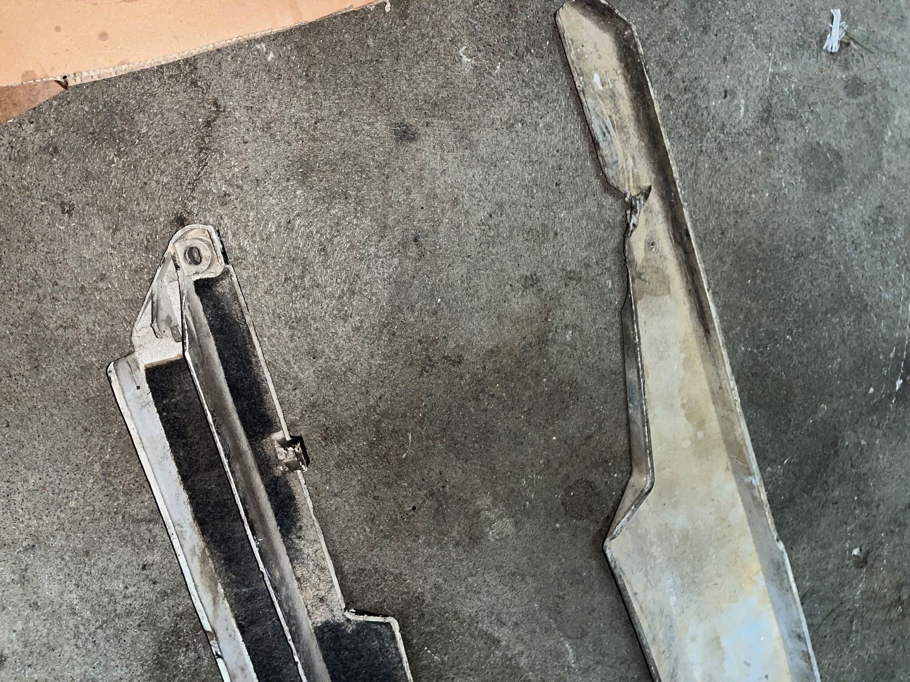 Puch Parti ricambio per ciclomotori: Puch Maxi N Seitenschützer – Usato da Fahrni b. Thun venduto da berger_tuning34 3