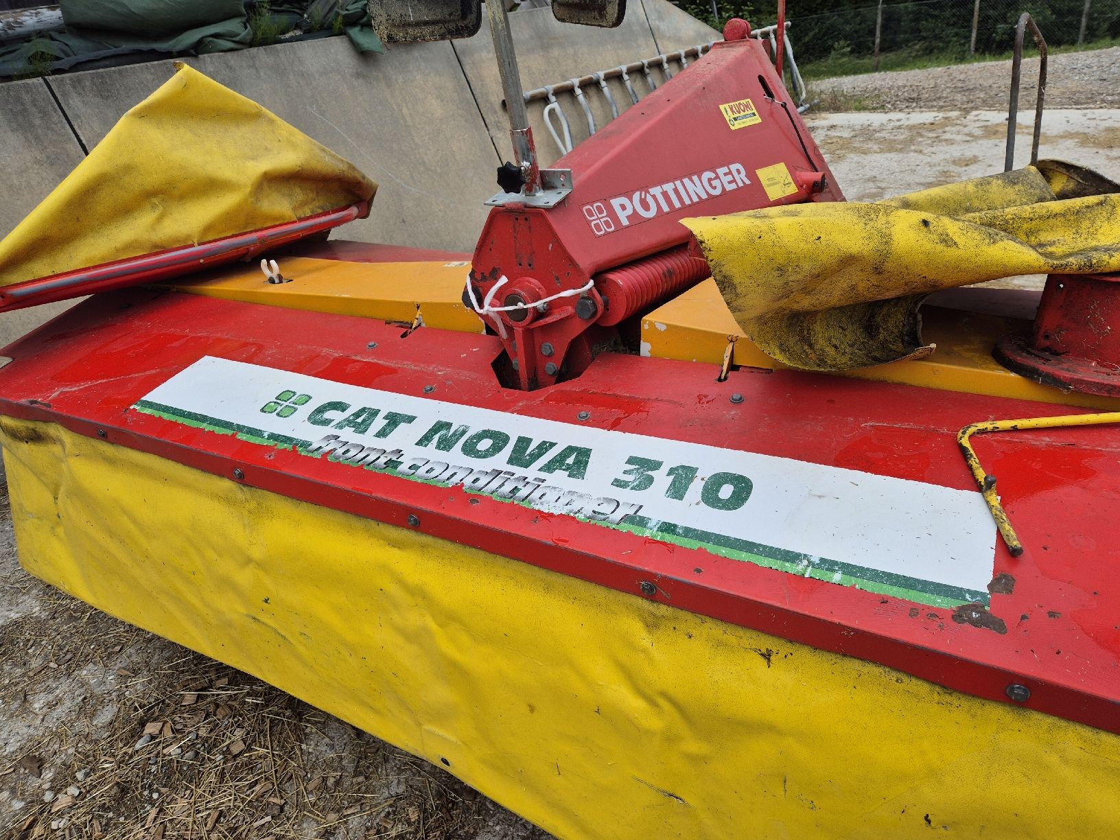 Tutte le macchine: Frontmähwerk  – Difettoso da Riet (Neftenbach) venduto da kel_k9j6 1
