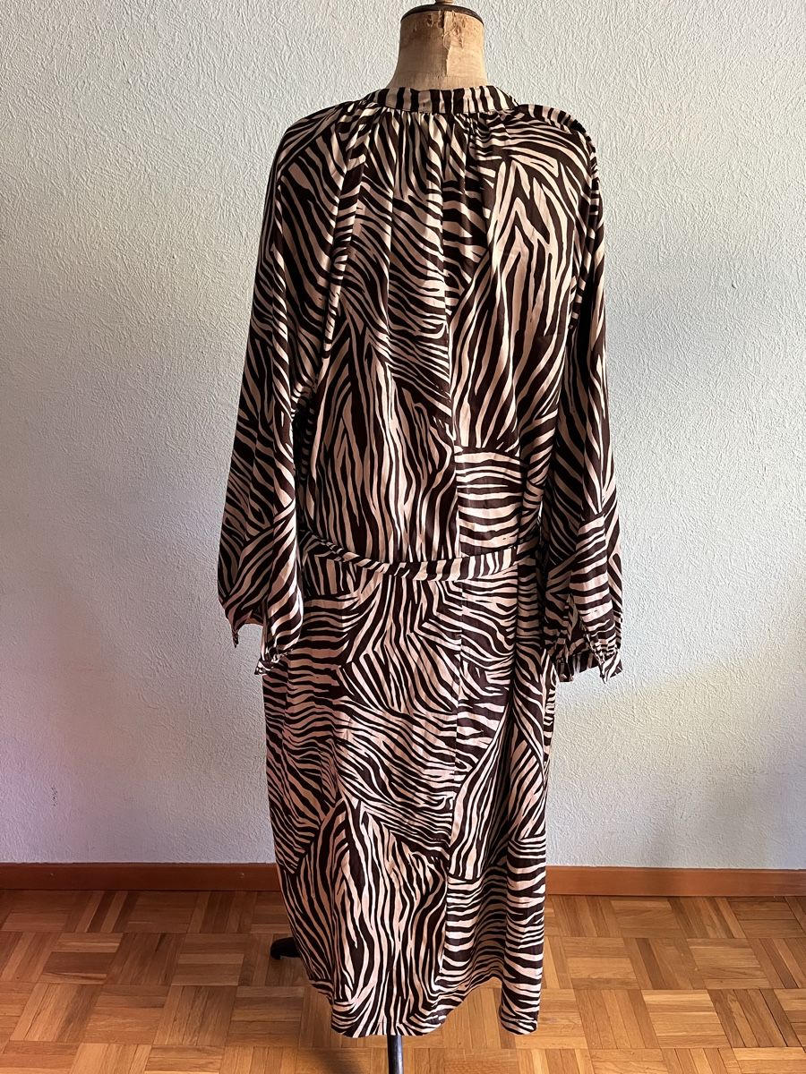 H&M Vestiti: Robe zèbre beige et brune T 44  – Nuovo (secondo la descrizione) da Genève venduto da ct_fqr8 1