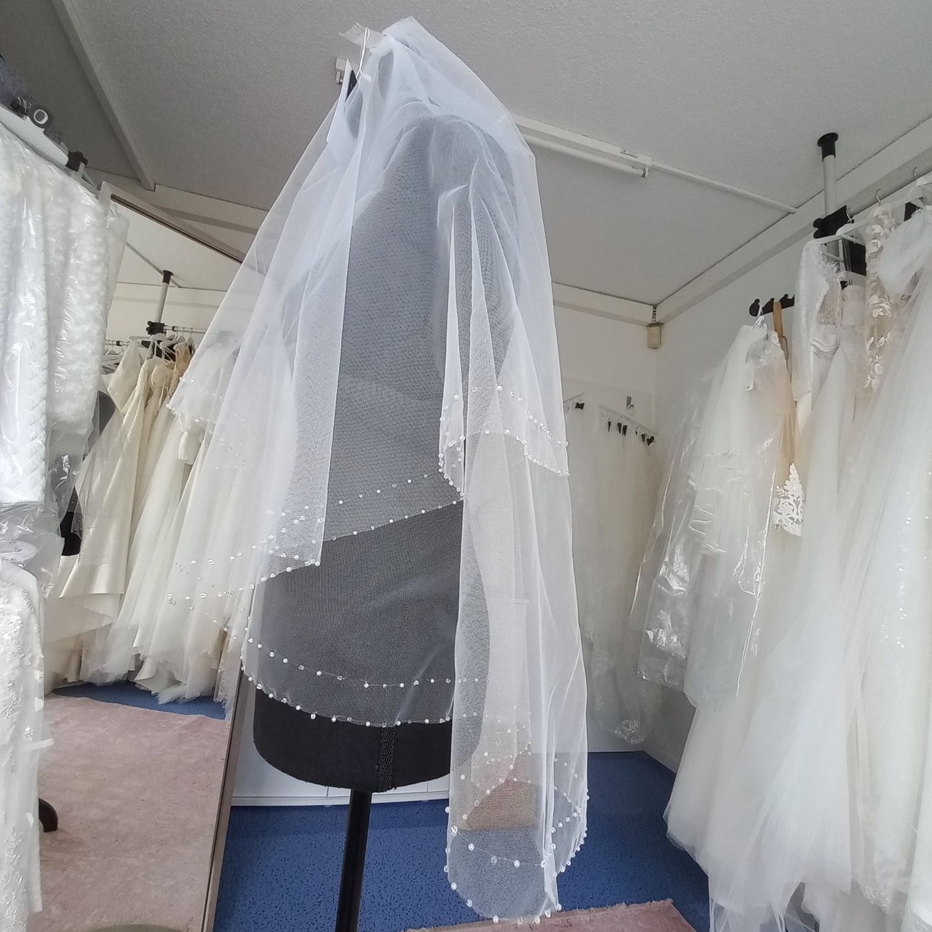 Accessori per capelli: Schleier 1,5×1,5 m, Milch – Nuovo e nell'imballaggio originale da Bachenbülach venduto da lot_88j2 1