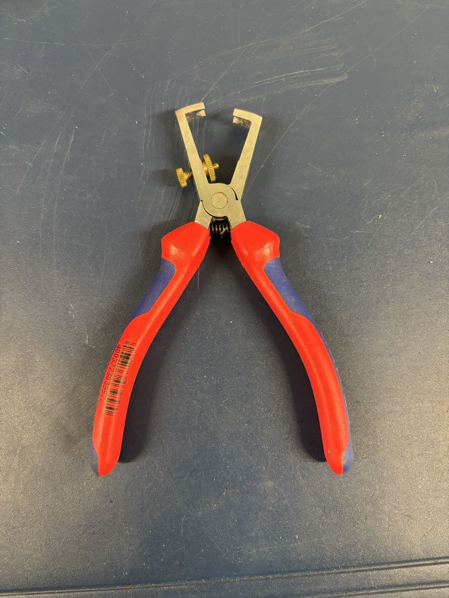 Knipex Tutti gli attrezzi: Knipex Abisolierzange – Nuovo (secondo la descrizione) da Bärau venduto da Luschwa