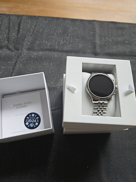 Smartwatch: Michael Kors Smartwatch – Usato da Hochwald venduto da Susi036 1