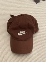 Nike Baseball Cap braun verstellbar guter Zustand