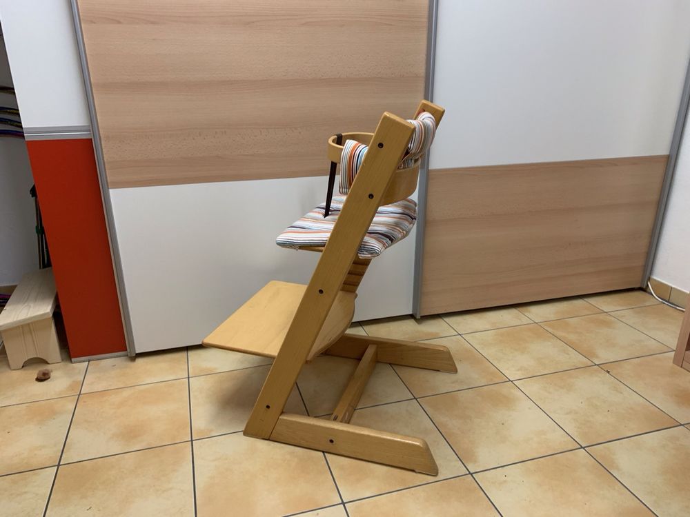 Tripp Trapp Original inkl. Babybügel Holz und Sitzkissen 5