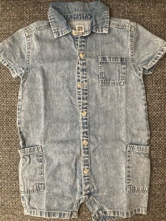 Combi-short / barboteuse t. 92-98