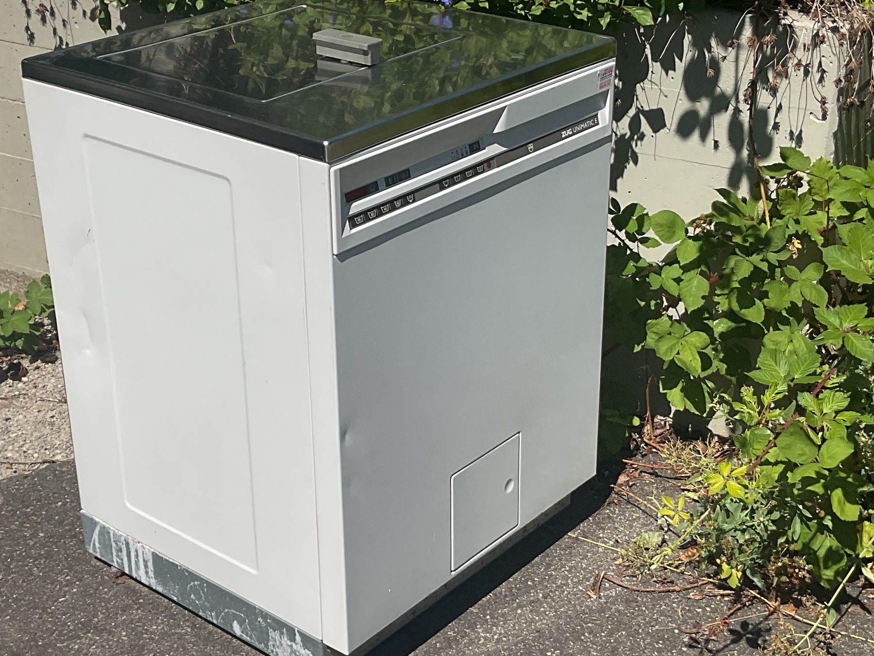 V-Zug Lavatrici: V-Zug Adora - Waschmaschine – Difettoso da Uster venduto da Hotelliquidation