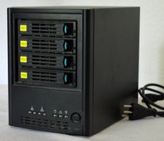 NAS Intel Entry Storage System SS4000-E 4 x 500Gb HDD