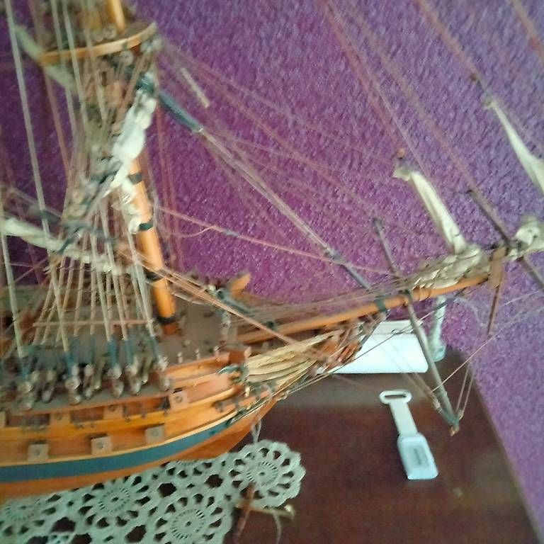 Tutte le decorazioni: Vaisseau français Le Superbe – Usato da Conthey venduto da 50marGes 3