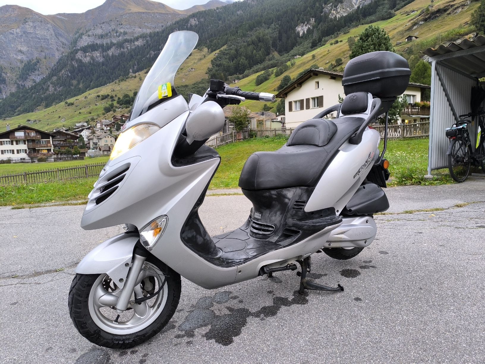 Kymco Scooters: Kymco Grand Dink 250cc Roller – Gebraucht aus Vals von BasketMan