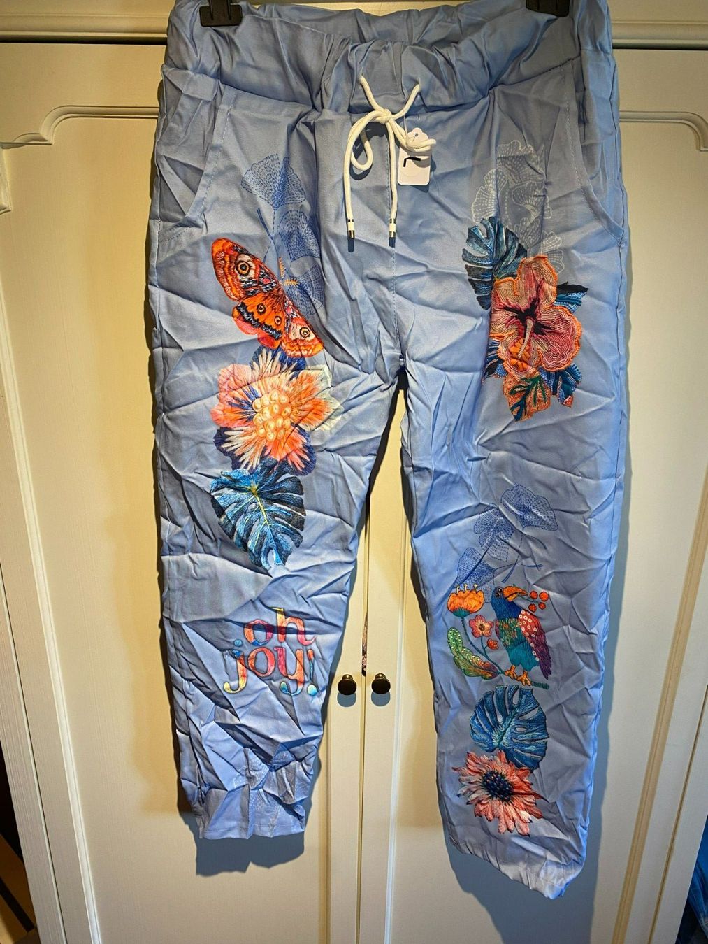 Pantaloni: % STOFFHOSE -DAMEN% – Nuovo (secondo la descrizione) da Meienried venduto da ManuelaBoutique