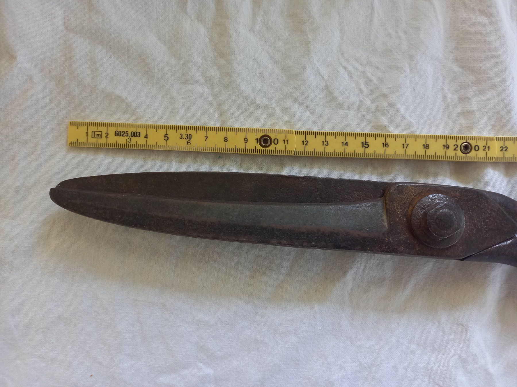 Tutti gli attrezzi: Ciseau de tailleur ancien en métal – Usato da Rossens FR venduto da Souris1 2